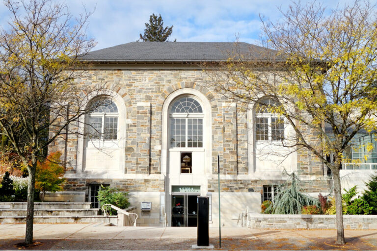 Roland Park Branch 768x512